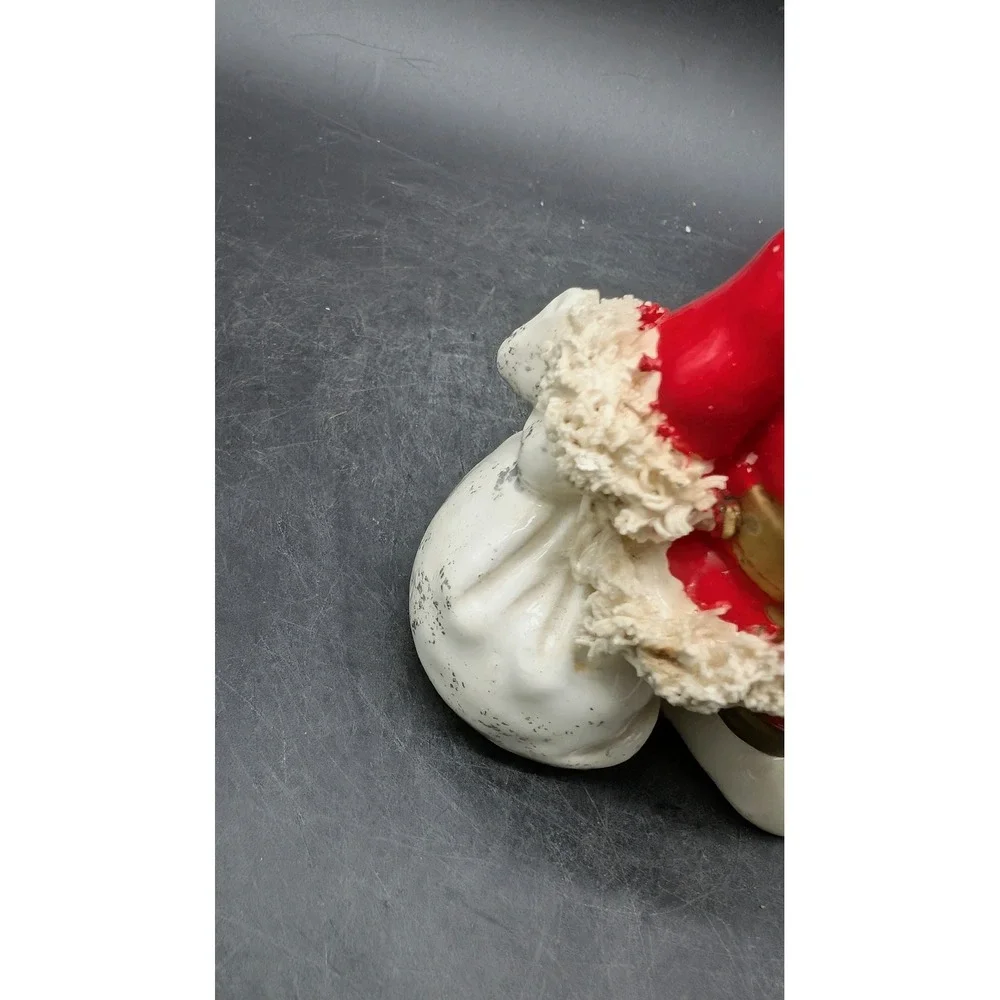 Vintage Ceramic Santa Claus‎ Figurine Spaghetti Trim Red White Waving 4 inch